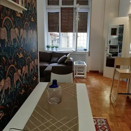 Diana's Loft * Rom